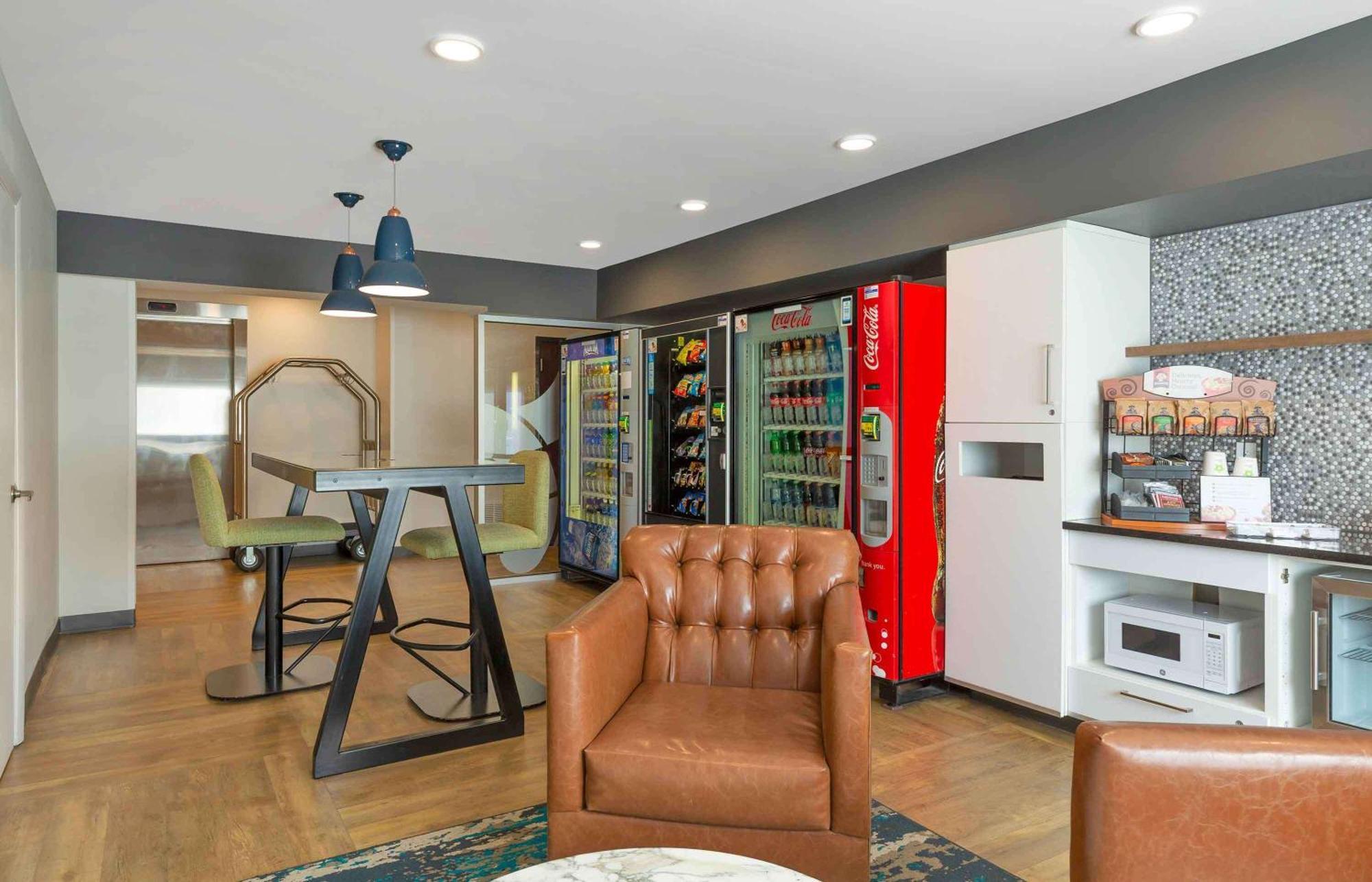 Extended Stay America Premier Suites - Providence - East Providence Екстериор снимка